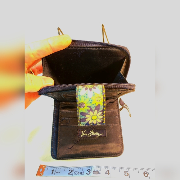 Vera Bradley Daisy Daisy Lime Green & Blue Geometric Bifold Wallet - Picture 7 of 9